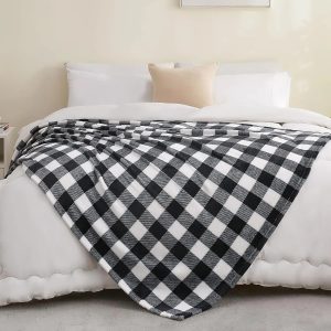 CheckerSoft Cozy Throw